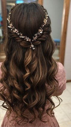 #hair #hairstyle #haircut #hairstylist #haircolor #hairfashion #haircare #hairideas #hairinspo #hairporn Trendy We Fryzurach, Κούρεμα Bob, Fishtail Braid, Cut Her Hair, Christmas Hairstyles, Long Wavy Hair, Latest Hairstyles, Hair Transformation, Bride Hairstyles