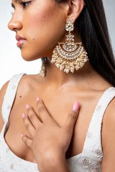 The Ascella Earrings are a gold kundan chandbali perfect for any event! Kundan Chandbali, Chandbali Earrings, Diwali, Beautiful Earrings, Gold Plate, Gold