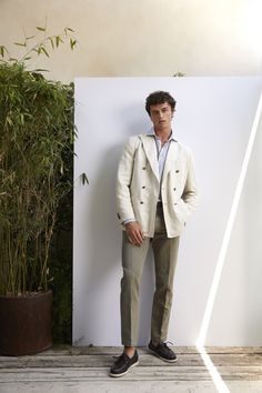 Boglioli Spring 2022 Menswear Fashion Show | Vogue Formal Attire For Men, Mens Fashion Photography, Mens Fashion Streetwear, Male Fashion, Men's Wardrobe