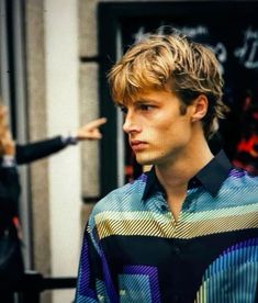 Russian Haircut Men, Cropped Haircut Men, Most Attractive Hairstyles Men, 90e Haircut, Haircuts For Ginger Men, Men’s Short Back And Sides, Hair Inspo Men Short, Strawberry Blond Men, Surfer Flow Hair