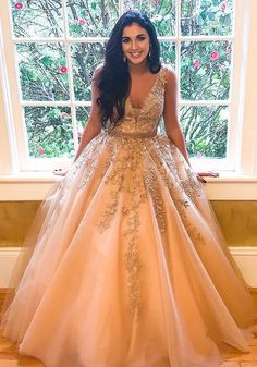 Specifications Occas Dresses With Appliques, Tulle Sleeves, Gowns Prom, Long Prom Dresses, Tonga, Dresses Formal, Party Gowns, Zambia, Evening Dresses Long