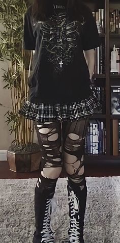 Stile Punk Rock, Emo Outfit Ideas, Emo Outfit, Alt Clothes, Fest Outfits, Gothic Outfits