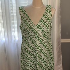 Beautiful Sleeveless Dress. Side Zipper. Never Worn! Falls Below The Knee. Excellent Condition! Green Sleeveless Lined Sundress, White Lined Sleeveless Sundress, White Lined Sleeveless Cotton Dress, White Sleeveless Lined Sundress, Side Zipper, The Knee, Sleeveless Dress, Colorful Dresses, Womens Dresses