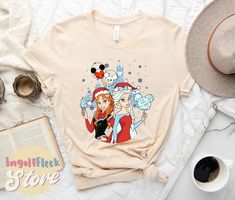 Elsa Christmas, Frozen Christmas, Anna And Elsa, Anna Elsa, Disney World Parks, Christmas Travel, Disney Christmas, Christmas T Shirt, Christmas Shirt