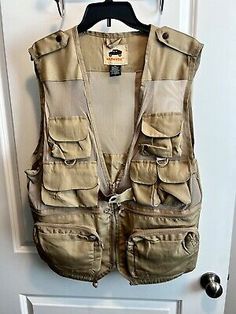 HUMVEE Vest Mens Large Khaki Back Pocket Hunting Photography Fishing Cargo Tan  | eBay Safari Vest, Hunting Photography, Fishing Photography, Vests Mens, Vest Jacket, Hunting, Mens Accessories, Shoe Accessories, Mens Outfits