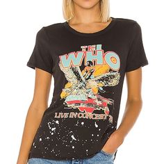 Nwt Chaser The Who Live In Concert Graphic Tee Sz S New With Tags. No Visible Flaws. Rock + Rep The Music In The Who Tee. The Gauzy Cotton Fabric And Relaxed Fit Will Leave You Both Comfy And Cool. Rock This Tee To Class Or Show Off Your Who Love On The Streets! - Crew Neck - Short Sleeves - Front Graphic Print - Material: 100% Cotton - Black Top Revolve Style No. Cser-Ws987 Length: 25, Chest: 17, Sleeve: 6.5 Summer Graphic Tee With Band Logo, Band Logo Graphic Tee For Concerts, Summer Concert Tops With Screen Print, Summer Concert Top With Screen Print, Summer Concert Screen Print Tops, Black Relaxed Fit Top For Music Festival, Relaxed Fit Black Top For Music Festival, Edgy Graphic Print Tops For Music Festivals, Grunge Band Logo Tops