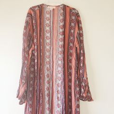 Nwot Band Of Gypsies Open Front Boho Kimono Aztec Robe. Earthy Red / Brown Tone With Dark Blue. Size Small. Good Condition. Fabric 100% Viscose Length 44" Summer Long Sleeve Outerwear With Boho Print, Summer Boho Print Long Sleeve Outerwear, Summer Long Sleeve Boho Print Outerwear, Summer Bohemian Long Sleeve Outerwear, Bohemian Long Sleeve Summer Outerwear, Casual Long Sleeve Kimono For Festival, Bohemian Long Sleeve Beach Outerwear, Casual Fitted Long Sleeve Kimono, Fitted Long Sleeve Casual Kimono