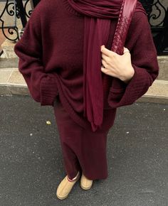 fall diaries🧣✨🍂☕️ Burgundy And Blue Outfit, Aesthetic Hijab Outfit, Hijabi Winter, Hijabi Summer, Burgundy Outfits, Hijab Styling, Burgundy Outfit, Modest Outfit, Muslim Outfits Casual