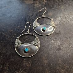 Great large Moroccan earrings made of 925 silver set with turquoise. They have a length of approx. 5.6 cm and a width of approx. 3.7 cm Only the item without decoration in the background is sold and sent. If you have any further questions, please do not hesitate to contact me. If you want to change the packaging or the shipping, you can send me a message. Images are part of the description Bohemian Sterling Silver Earrings Stamped 925, Bohemian Sterling Silver Earrings With Oxidized Finish, Traditional Turquoise Sterling Silver Earrings, Turquoise Pierced Earrings For Festival, Bohemian Turquoise Earrings Stamped 925, Turquoise Sterling Silver Earrings For Festival, Moroccan Earrings, Earrings Drop, Jewelry Earrings Dangle