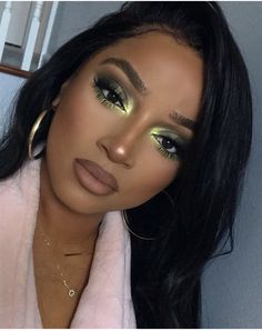 Winter Eye Makeup, Green Eyeshadow Look, Birthday Makeup Looks, Brown Girls Makeup, Bright Makeup, Face Art Makeup, Green Makeup