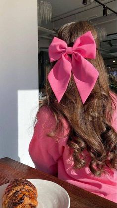 Hot Pink Outfit, Barbie Gifts, Look Rose, Pink Lifestyle, Pink Life, Pink Girly Things, Pink Vibes, Everything Pink, Pink Outfits