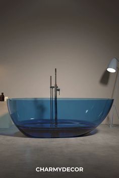 Blue Ellipse Bathtub in Minimalist Space