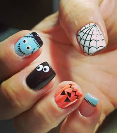 Halloween Nail Designs 2022, Pumpkin Halloween Nails, Halloween Nails Pumpkin, Nail Polish Halloween, Scream Face, Nails Pumpkin, Spooky Nails, Halloween Acrylic Nails, Fingernail Designs