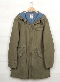 Levis Olive Parka Jacket Size M Hooded Vintage RARE Excellent used condition, without any defects. Size M PLEASE CHECK MEASUREMENTS!! pit2 pit: 22'4" inches \ 57 cm length on the back: 35'4" inches \ 90 cm from shoulder to the end of sleeve: 25'9" inches \ 66 cm shoulders: 18'5" inches \ 47 cm If u have any questions please contact me before purchase Spring Outdoor Hooded Jacket With Fleece Lining, Vintage Parka For Fall Outdoor Activities, Vintage Parka For Outdoor Activities In Fall, Rugged Outerwear For Spring Streetwear, Military Style Outerwear With Fleece Lining For Fall, Hooded Utility Jacket With Fleece Lining For Fall, Military Outerwear With Fleece Lining For Fall, Rugged Outerwear For Streetwear In Spring, Rugged Spring Outerwear For Streetwear