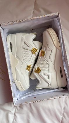 @cxrina on ig | Air Jordan 4 Metallic Gold Women’s ✨ (White & Gold) #nike #jordan #sneeakers #aj4 #2024 Luxury Lace-up Basketball Shoes, Sporty White Air Jordan 4 With Abzorb Midsole, Luxury High-top Jordan Sports Shoes, White Air Jordan 4 Low-top With Abzorb Midsole, Luxury Jordan Lace-up Sports Shoes, Luxury High-top Jordan Shoes, Luxury Lace-up Jordan Sports Shoes, Luxury Basketball Shoes, Luxury High-top Custom Sneakers With Cushioned Footbed