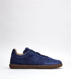 Classic Sneakers With Suede Lining And Round Toe, Classic Suede Sneakers With Stitched Sole, Classic Suede Sneakers With Leather Sole, Sale Store, Brown Sneakers, Blue Suede, Sneakers For Sale, Blue Man, Timeless Elegance