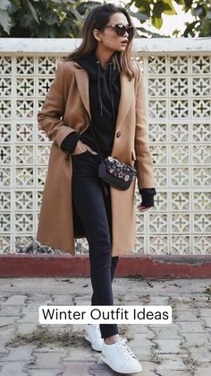 Trent Coat, Mantel Outfit, Nyc Winter Outfits, Simple Winter Outfits, Outfit Ideas Winter, Winter Coat Outfits, Ny Outfits, New York Outfits, Simple Fall Outfits