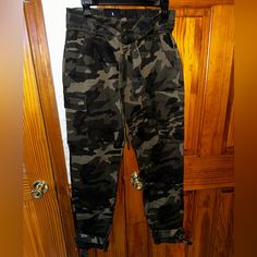 Olive Camo Jogger Pants Size Large Brand New Tie Detail Around Waist And Bottom Of Pants Black Camo Pants, Camo Jogger Pants, Camo Joggers, Camo Pants, Black Camo, Pants Color, Jogger Pants, Track Pants, Pant Jumpsuit