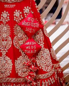 Latkan Designs, Quirky Bride, Tassels Fashion Clothing, Lehengas Wedding, Designer Tassels, Blouse Lehenga, Saree Tassels Designs, Latest Bridal Lehenga, Wedding Lehengas