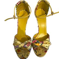 Authentic Gucci Sandals Size 9 Retail $1250 Shoes Only. Gucci Yellow, Gucci Sandals, Shoes Gucci, Gucci Shoes, Shoes Women Heels, Shoes Heels, Gucci, Women Shoes, Sandals