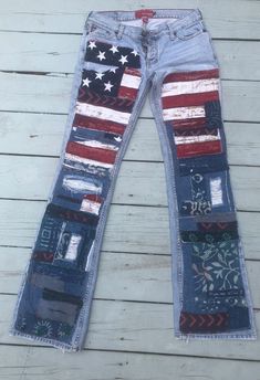 patchwork jeans  - american flag patriotic fourth of july kantha patchwork Hippie Boho denim patch work recycled retro  jeans music festival by SewUnruly on Etsy Jeans Skirt Outfit, 70 Clothes, Biker Clothes, Painted Pants, Paint Clothes, Jeans Patches, Fun Jeans, Jean Art, Custom Jean