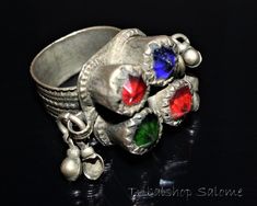 Vintage kuchi ethnic tribal nomad ring with colorful glass jewels in raised settings and bells.  US 9, Weight 14 g  For more tribal nomad rings visit my shop neemaheTribal here on Etsy:  https://www.etsy.com/shop/neemaheTribal/items?ref=seller-platform-mcnav&section_id=16580308 Ring Bezel, Jewelry Turquoise, Funky Jewelry, Ring Vintage, Gorgeous Earrings, Metal Beads, Turquoise Jewelry, Boho Hippie, Rings Statement