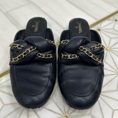 Chanel Navy Lamb Skin Mules With Chain And Puff Leather Detail. Logo On Both Sides. Shoe Has Wear On Toe But Can Be Made Like New By A Cobbler. No Tarnishing Or Fading On Hardware. Navy Chanel, Shoes Chanel, Chanel Chain, Leather Detail, Chanel Shoes, Cobbler, Mule Clogs, Mules Shoes, Blue Gold