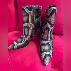 New Mark Fisher Pink And Brown Python Pattern Ankle Boots With Zipper. Size 7. Pink Ankle Boot Heels For Fall, Pink Pointed Toe Booties For Fall, Trendy Pink Ankle Booties, Pink Ankle Booties For Fall, Pink Ankle-high Booties For Fall, Pink Pointed Toe Heeled Boots For Fall, Casual Pink Fall Booties, Casual Pink Booties For Fall, Chic Pink Ankle Boots