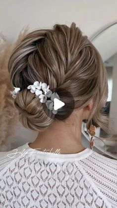 Julia Fratichelli Hair Education on Instagram: "One of the most popular hairstyles on my page is this low bun with 2 fishtails. To be honest, I used to hate braiding! 😅 When a bride asked for braids, it felt like a nightmare. It was definitely my weak spot. But did I give up and turn away brides who wanted braids? Nope! Instead, I practiced daily, learned new techniques, and developed a system. Now, you’ll see tons of braided styles on my page!

The message? Never give up, even if something doesn’t come easily. Mastery takes time and effort—whether it’s practice days or learning new techniques on courses. Forget about your ego and remember, there’s always room to improve. Let’s keep pushing ourselves to be better than yesterday! 💪

#juliafratichelli #juliafratichellibridalhairstylist #br Hair Education, Better Than Yesterday, Braided Styles, Low Bun, Popular Hairstyles, Braid Styles, Braids, Felt, Turn Ons