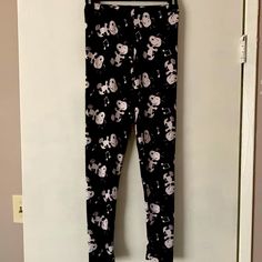 Nwt. Snoopy With Music Notes Tights. Thin Material Perfect For Hot Weather. 95% Polyester 5% Spandex Elastic Waist Band Size Xs Color: Vintage Black Measurements Taken While Flat (Approx.) Waist: 11 1/2” Length: 34” Smoke Free Home Pet Friendly Disney Pants, Color Vintage, Hot Weather, Music Notes, Waist Band, Colorful Leggings, Vintage Black, Pet Friendly, Pant Jumpsuit