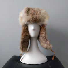 Excellent Condition! No Stains Or Flaws. Comes From A Smoke-Free Home. Brand: Unlabeled Vintage. Inner Band: 22.5". Crown Height: 3.75". Flap Length: 7.25". Trapper Hat, Crown Heights, Trapper Hats, Fur Hat, Fox Fur, Vintage Accessories, Vintage Ladies, Caramel, Winter Hats