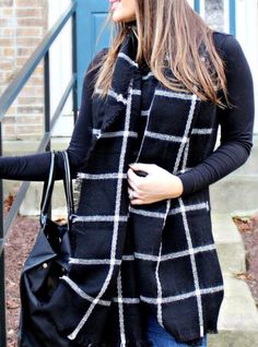 This grid blanket scarf in black is designed for women and is perfect for the fall and winter months. Made of soft, warm fabric, it features a chic and stylish grid pattern. Stay on trend and comfortable with this must-have accessory. • 100% Acrylic• Plaid scarf Measurements:Width: 140cmLength: 140cm Red Plaid Scarf, Houndstooth Scarf, Blanket Scarves, Cape Scarf, Warm Fabric, Plaid Blanket Scarf, Scarf Women Fashion, Oversized Scarf, Striped Scarves