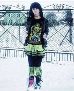 Emo Scene Winter Outfits, Winter Scenecore Outfits, Emo 2010s Aesthetic, Scene Emo Clothes, Scenmo Outfits, Scene Winter Outfits, Scene Clothes 2000s