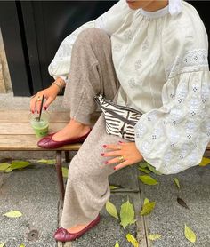 Casual Dinner Outfit, Date Night Outfit, Dream Wardrobe, Ballet Flats, Spring Outfits, Fashion Inspo, Casual Outfits, Chanel