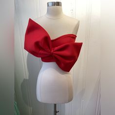 Strapless, Silicon Strip Along Top To Keep Top Up, Gold Zip In Back, Cropped - 95% Polyester - 5% Spandex Red One-shoulder Party Top, Red Strapless Evening Top, Elegant Crop Top, Bow Crop Tops, Fancy Tops, Uni Outfits, Bow Top, Red Top, Queen Of Hearts