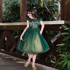 Joanna Dress - Emerald Green Green Toddler Dress, Pink Frock, Emerald Green Hair, Teal Green Dress, Sara Dress, Fantasy Clothes, Girls Ball Gown, Emerald Dresses, Quinceanera Themes