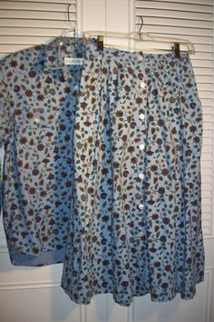 "Sky blue floral two piece cotton dress by Chaus. Bust measures 40\", length 25\". Waist on skirt 30\" with elastic across the back. Length 30\". There are side pockets in the skirt and it buttons up the front. Perfect ! No flaws of any kind. Stored with TLC. Comes from a smoke-free home." Fitted Cotton Sets For Daywear, Vintage Cotton Sets For Daywear, Vintage Sets For Spring Daywear, Vintage Floral Print Sets For Spring, Emotional Movies, Floral Two Piece, Vera Bradley Tote, Cool Summer, Outdoor Men