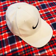 Like New, Unisex Nike Baseball Hat. Bright White Hat With Insignia On The Left Side Of Hat. One Size Fits All. Looks Brand New. No Marks, Rips Or Tears. Great Nike Hat! Casual White Dad Hat With Flat Bill, White Flat Brim Dad Hat, White Flat Brim Dad Hat Casual, Casual White Flat Brim Dad Hat, White Sporty Dad Hat With Flat Bill, Trendy White Flat Bill Baseball Cap, White Casual Baseball Cap With Flat Brim, Classic White Snapback Hat With Visor, Basic White Hat, One Size Fits Most