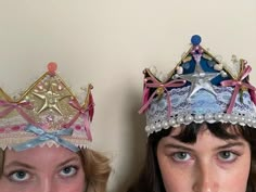 Cool Party Aesthetic, Paper Crown Birthday, Playing Dress Up Aesthetic, Paper Crowns Aesthetic, Senior Crown Aesthetic, Birthday Paper Crown, Girlhood Art Aesthetic, Draw On Photos Ideas, Fun Things To Do At A Party