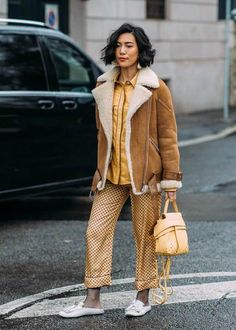 Fall street style fashion #streetstyle #outfit #fashion Street Style 2018, Milan Fashion Week Street Style, Womens Fashion Edgy, Milan Fashion Weeks, Street Style Winter, Next Clothes