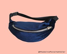 *Handmade Fanny Pack/ Waist Bag. *Velvet, cotton, an adjustable strap(90 cm). If you need more than 90 cm, just let me know. *Dimensions: 28 cm at widest point, 12cm high. *The Fanny Pack is perfect for travelers, festivals, bike rids and also for everyone who needs to use their hands. *Machine washable. Waterproof Fanny Pack, Gift Luxury, Soft Bag, Festival Bag, Navy Velvet, Spring Gifts, Hip Bag, Summer Gift, Cotton Velvet