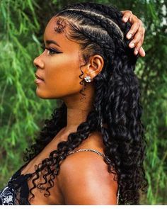 Maybelline Superstay, Luscious Hair, Maybelline Super Stay, Trending Hairstyles, Natural Beauty Tips, Hair Strand, Box Braids Hairstyles, Long Curly Hair, Curly Hairstyles