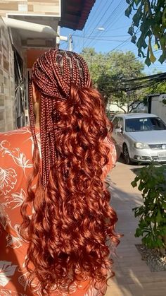 Auburn Hair Braids On Black Women, Colour 350 French Curl Braids, French Curls Colors, French Curl Braid Hairstyles, Colored French Curl Braids, Red French Braids, Birthday Hair Braids, Braids With Curly Pieces, Spanish Curl Braids