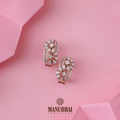 Round Diamond Earrings, Crystals Beautiful, Dazzling Earrings, Diamond Pendant Sets, Gold Jewelry Earrings