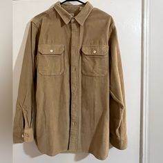 Levi’s Corduroy Overshirt (Relaxed Fit) Size - Small Beige Like New Condition (Never Worn) Brown Button-up Shirt With Corduroy Collar, Classic Collared Corduroy Tops, Classic Fall Corduroy Shirt, Classic Corduroy Shirt With Pockets, Corduroy Overshirt, Levis Shirt, Levis Men, Casual Shirts For Men, Button Down Shirts