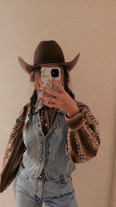 1990s Western Fashion, Western Nfr Fashion, Western Outfits Women Vintage, Western Denim On Denim Outfit, Denim Vest Western Outfit, 90s Cowboy Fashion, 90s Western Fashion Vintage, Western Valentine Outfits