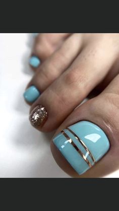 Green Pedicure, Blue Toe Nails, Feet Nail Design, Pedicure Nail Designs