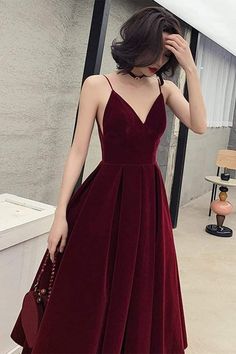 Burgundy Dress Formal, Wedding Dress Velvet, Velvet Formal Dress, Burgundy Dresses, Fest Outfits, Velvet Dresses, Velvet Clothes