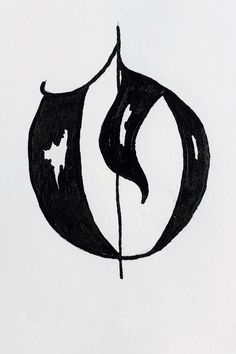 a black and white drawing of the letter o