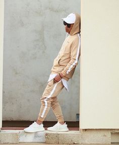 ** Streetwear daily  - - - Check out our clothing label: www.instagram.com/threadssupplyco ** Aesthetic Male Outfits, Mode Hip Hop, Track Suits, Track Suit Men, Yeezy Boost 350 V2, Streetwear Mens, Beastie Boys, Adidas Yeezy Boost 350, 350 V2